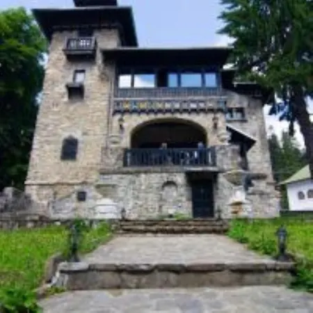 Casa Cu Farfurii Sinaia